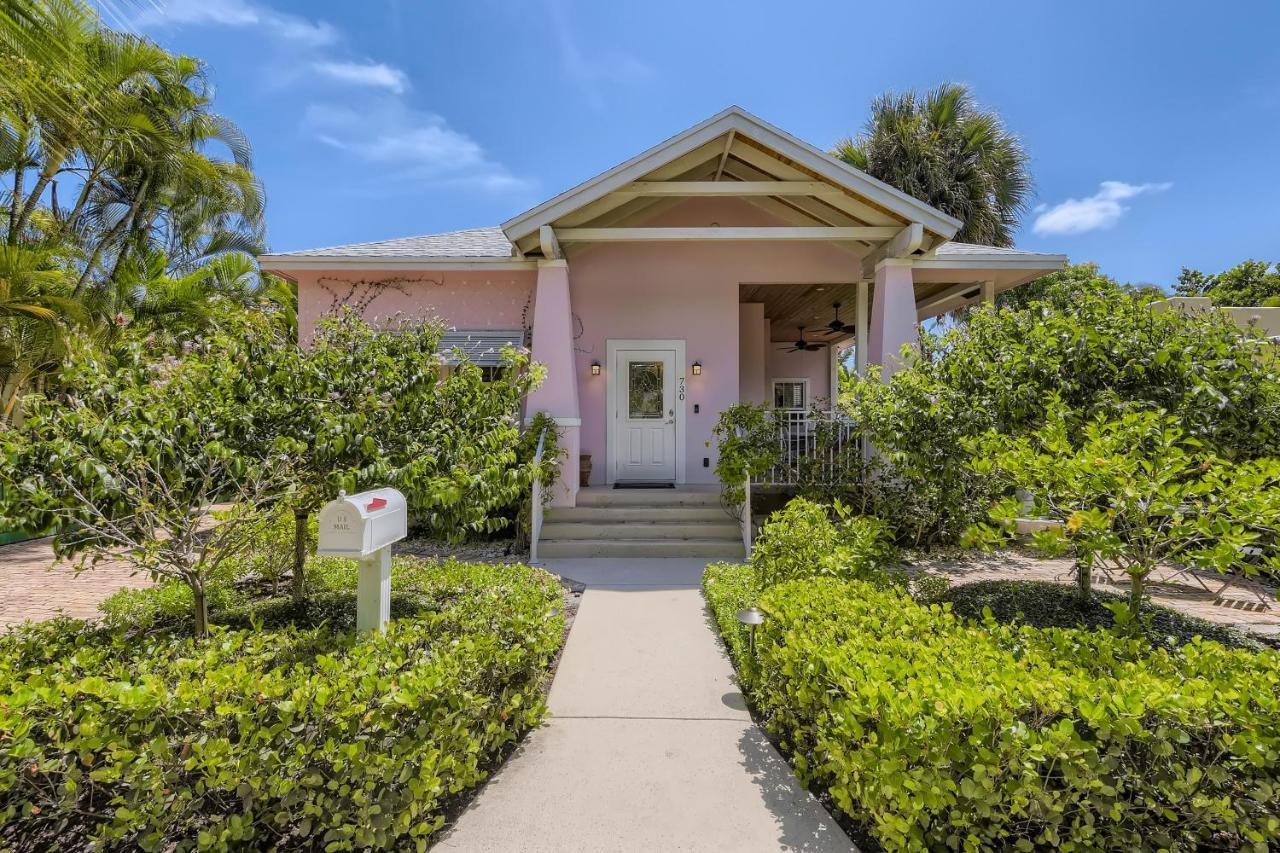 Nini's 4bd 3ba Vacation Holiday home West Palm Beach