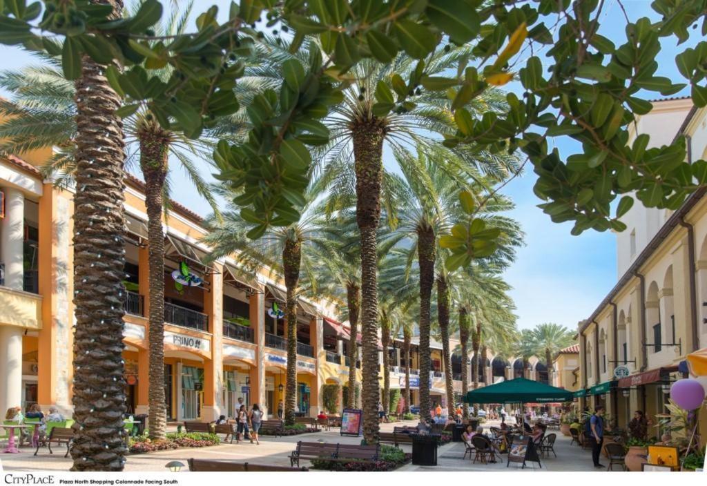 Holiday home Nini's 4bd 3ba Vacation West Palm Beach