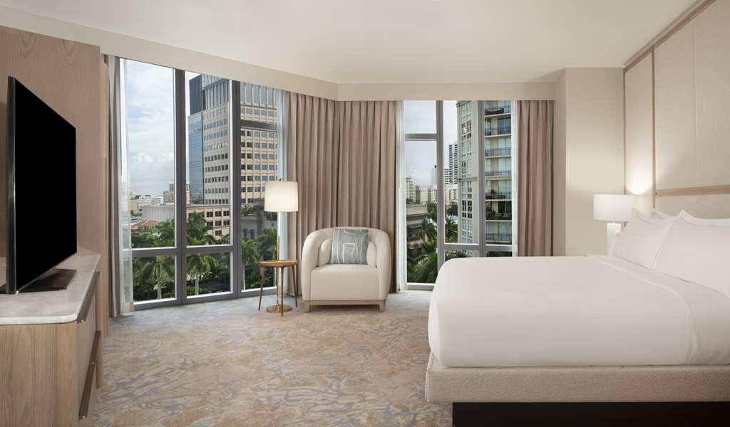 Hilton West Palm Hotel