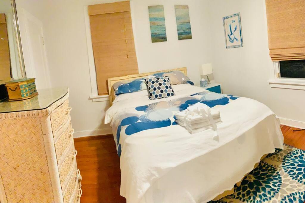 Casa de férias Poolside Tropical Getaway Easy Access To Fun *