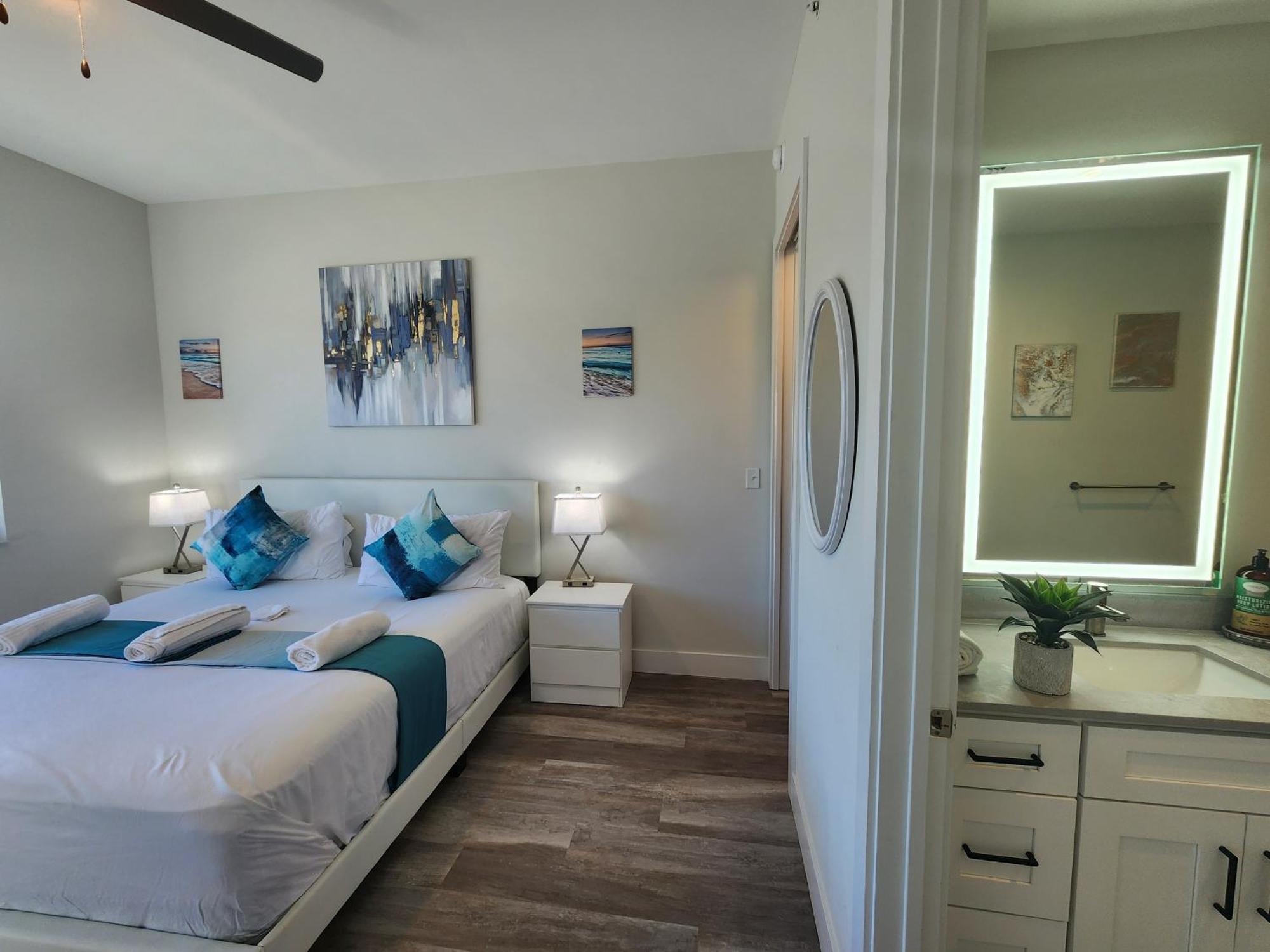 Apartment Lux Place And Cozy 3beds 2rooms Enjoy Life In Wpb Gym, Ev Station Nearby The Downtown And Beaches