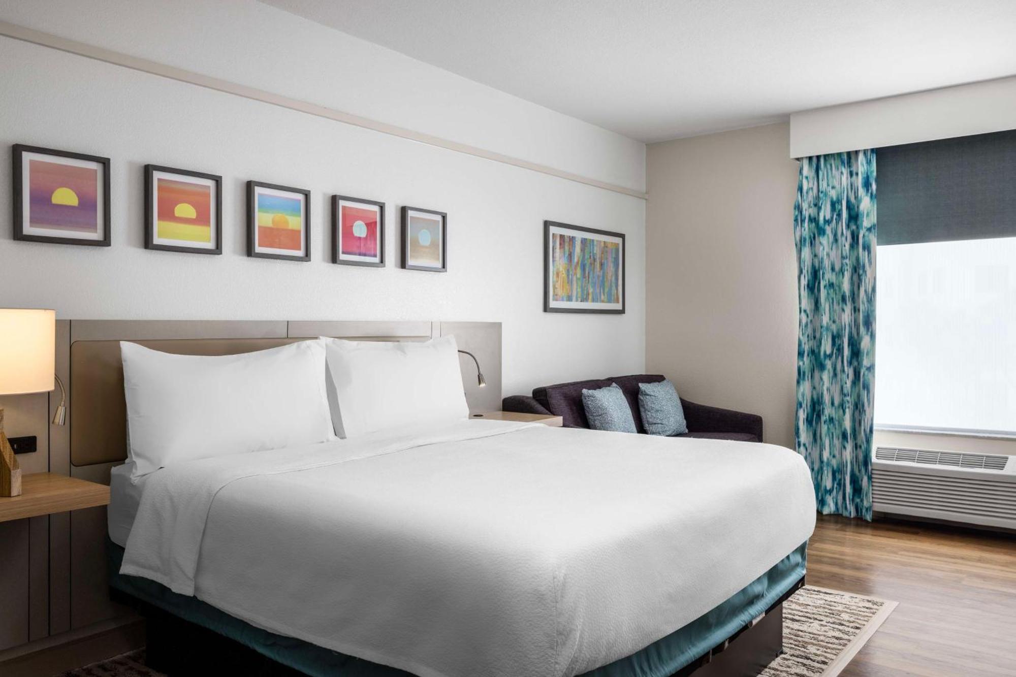 Hilton Garden West Palm Airport Hotel