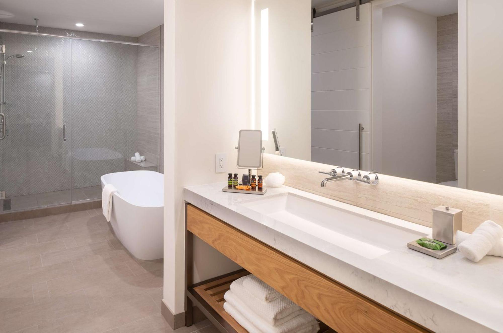 Canopy West Palm - Downtown 4* West Palm Beach
