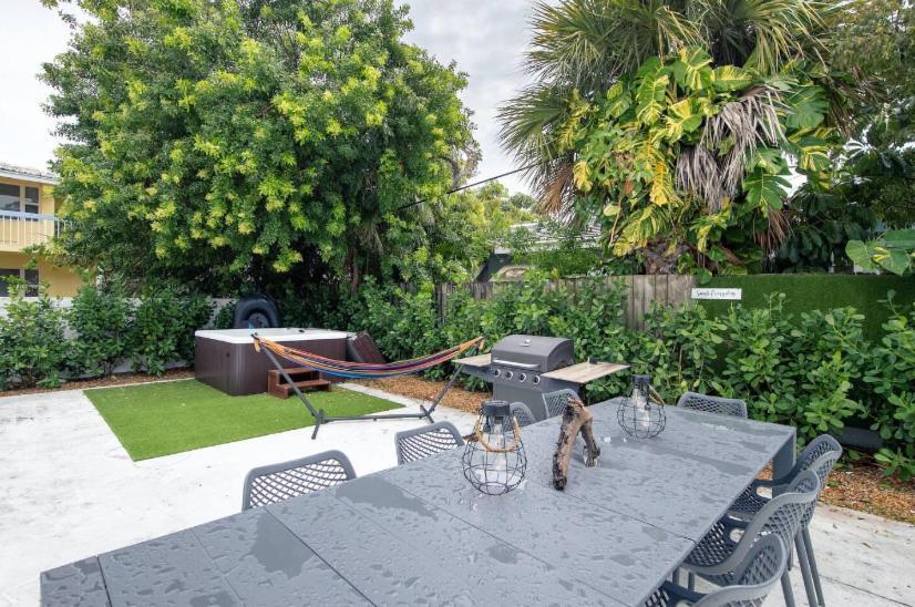 Apartment Dog Friendly With Access, Hot Tub, Firepit West Palm Beach