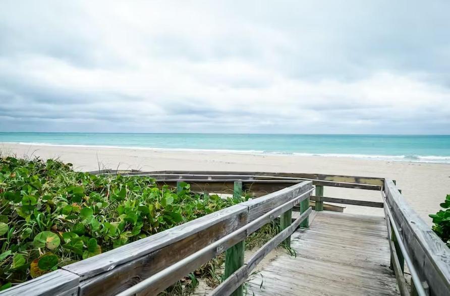 Dog Friendly With Access, Hot Tub, Firepit
