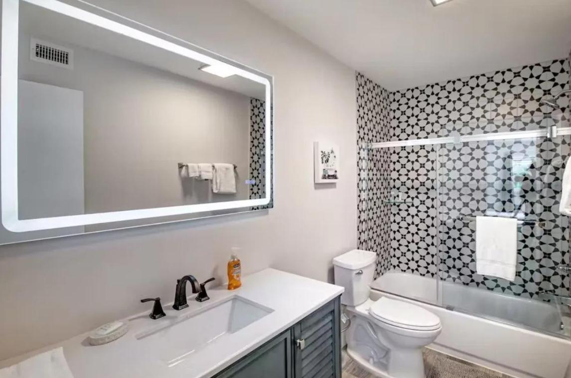 Dog Friendly With Access, Hot Tub, Firepit West Palm Beach