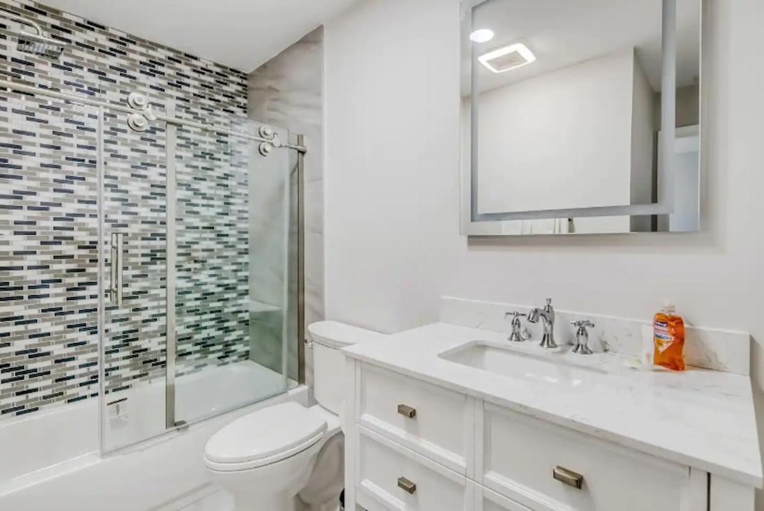 Dog Friendly With Access, Hot Tub, Firepit Apartment