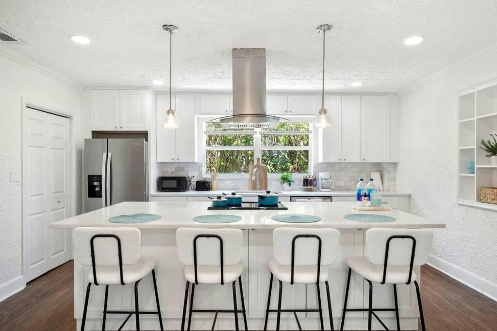 Holiday home Cozy West Palm L 10min To Municipal And More! *