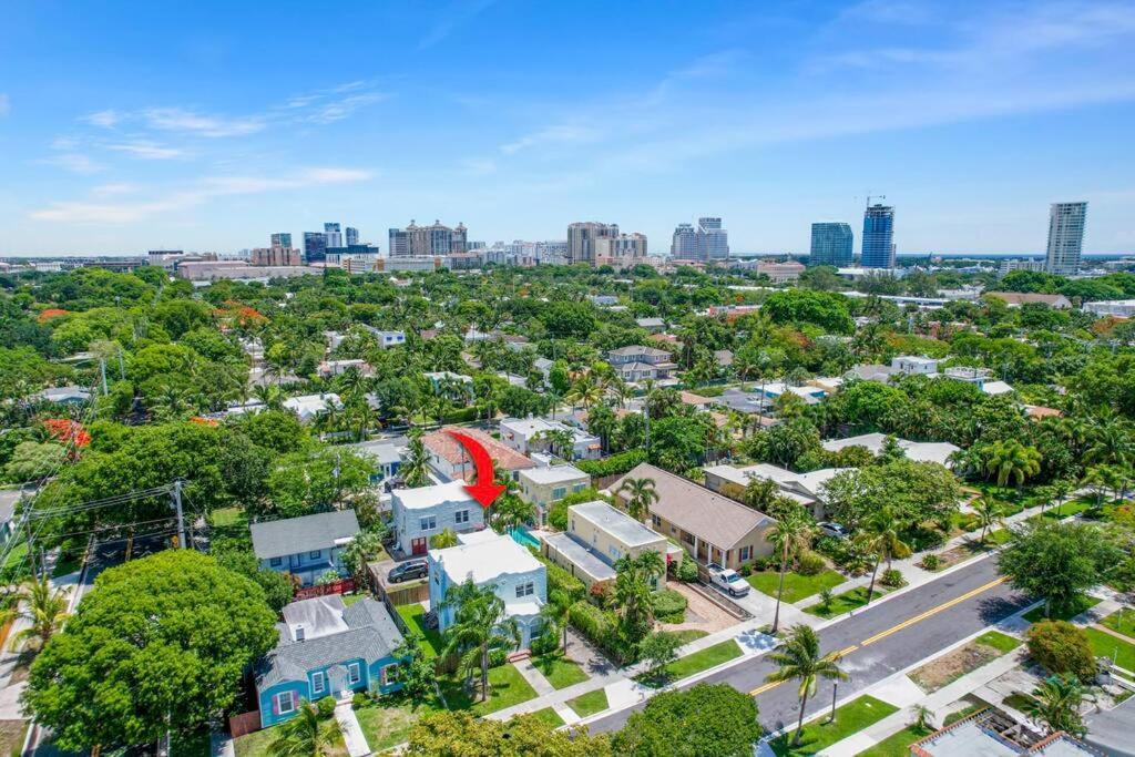Cozy West Palm L 10min To Municipal And More! Holiday home