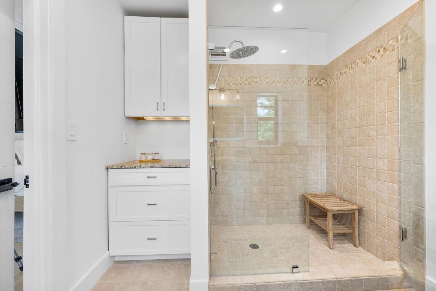 Tropical Paradise Wpool -3bd25 Close To Dwntwn Holiday home West Palm Beach
