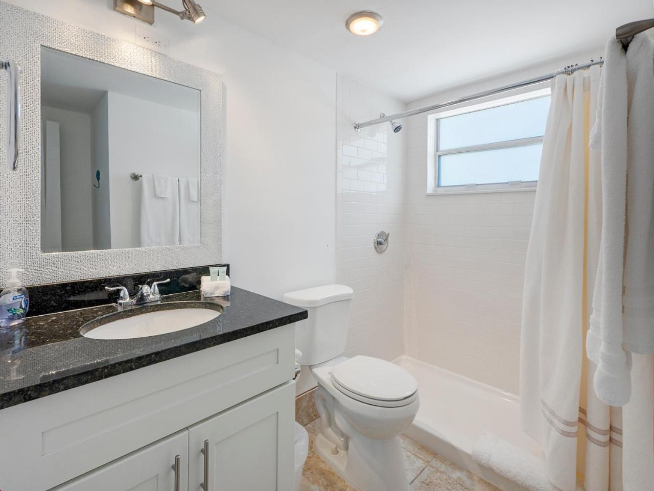 Apartment 2br Near The !walk 2 Everything! *