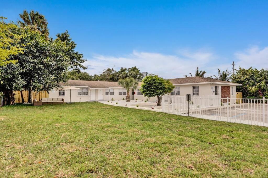Downtown West Palm Beach, 2 Bedroom Vacation Apartamento West Palm Beach