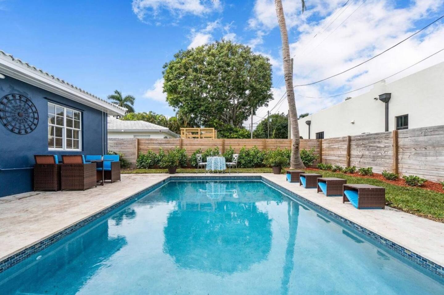 Holiday home Luxury Oasis Wheated Pool, Near Beachdwtn West Palm Beach