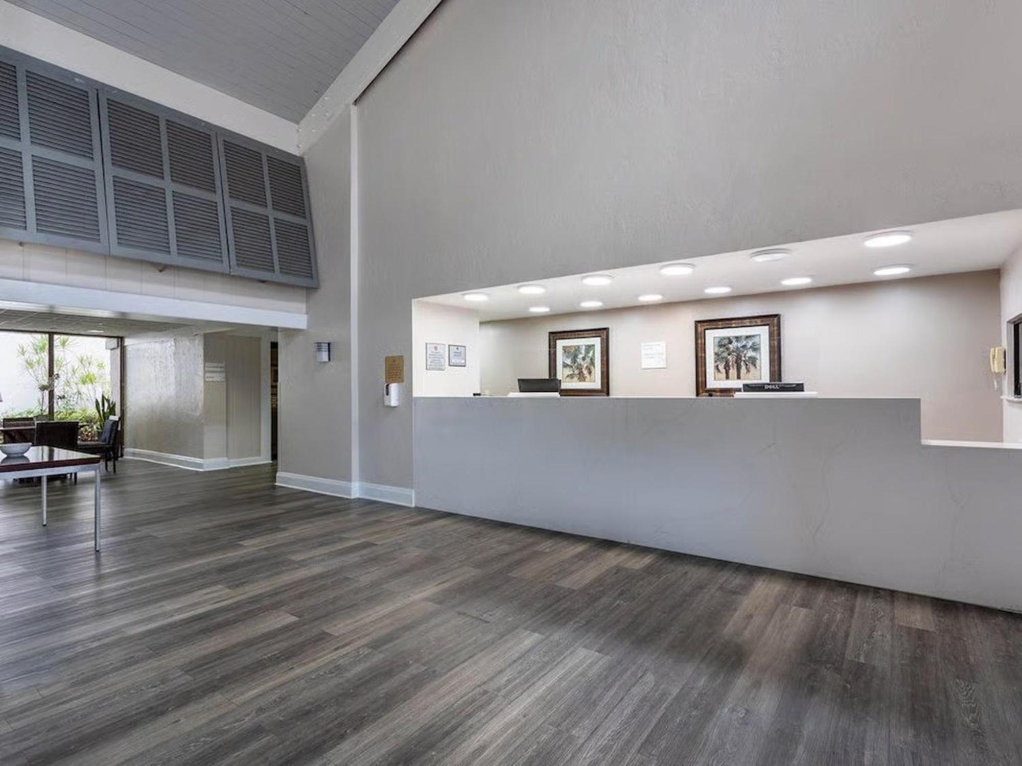 88 Palms & Event Center Hotel