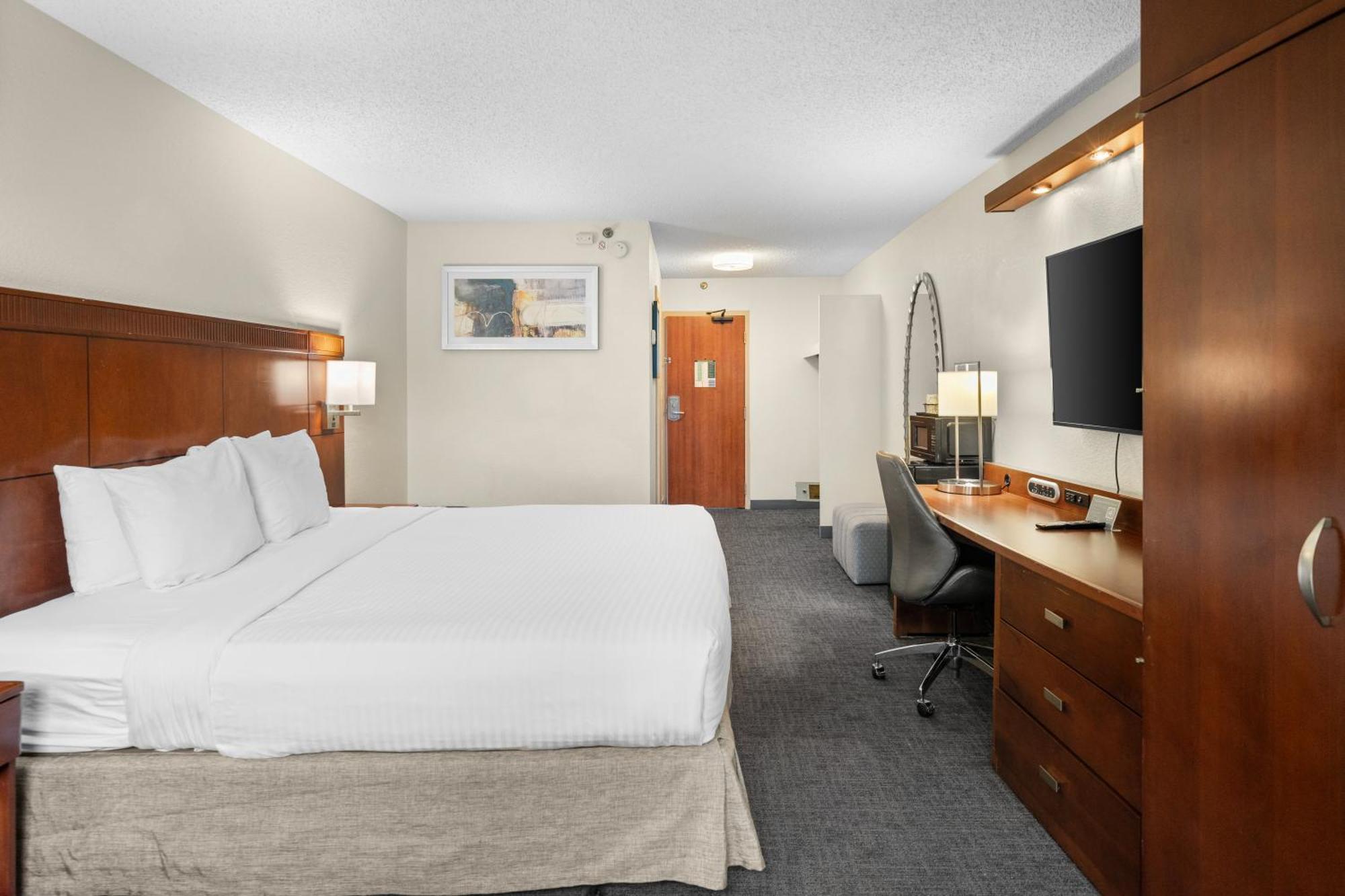 88 Palms & Event Center Hotel