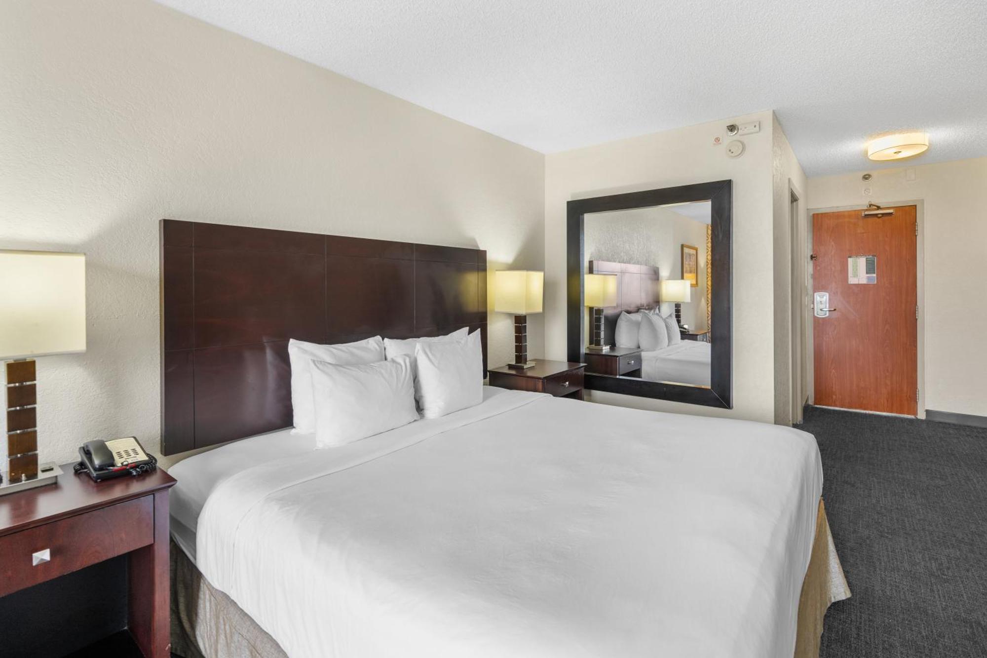 88 Palms & Event Center 2* West Palm Beach