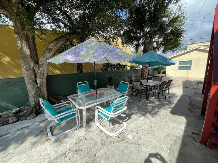 Bright Spacious Near And Palm West Palm Beach