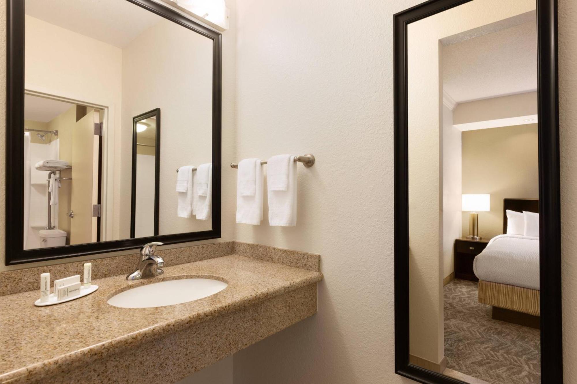 Springhill By Marriott I-95 Hotel 3*