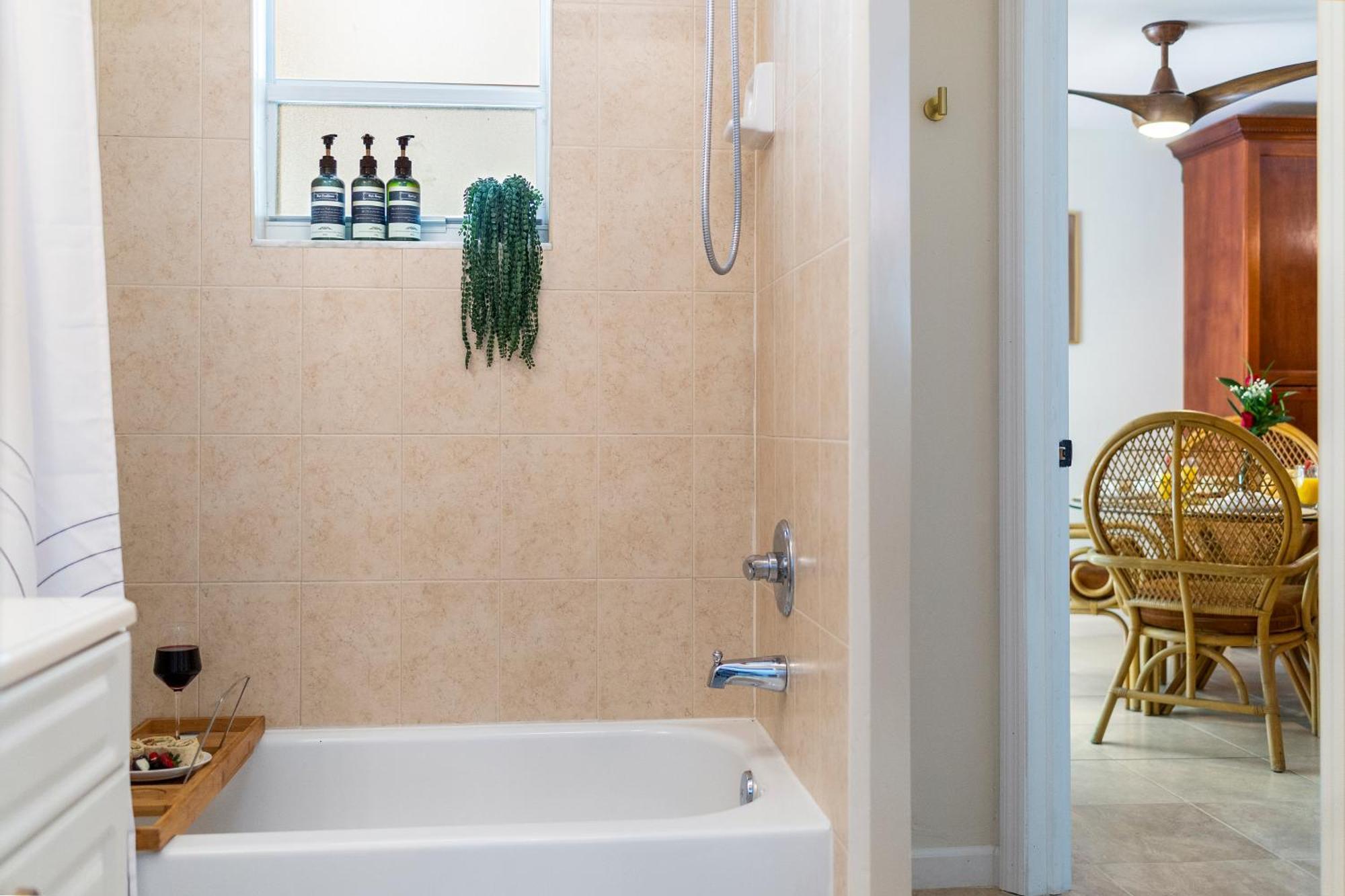 Holiday home Boho Paradise W Heated Saltwater Pool &