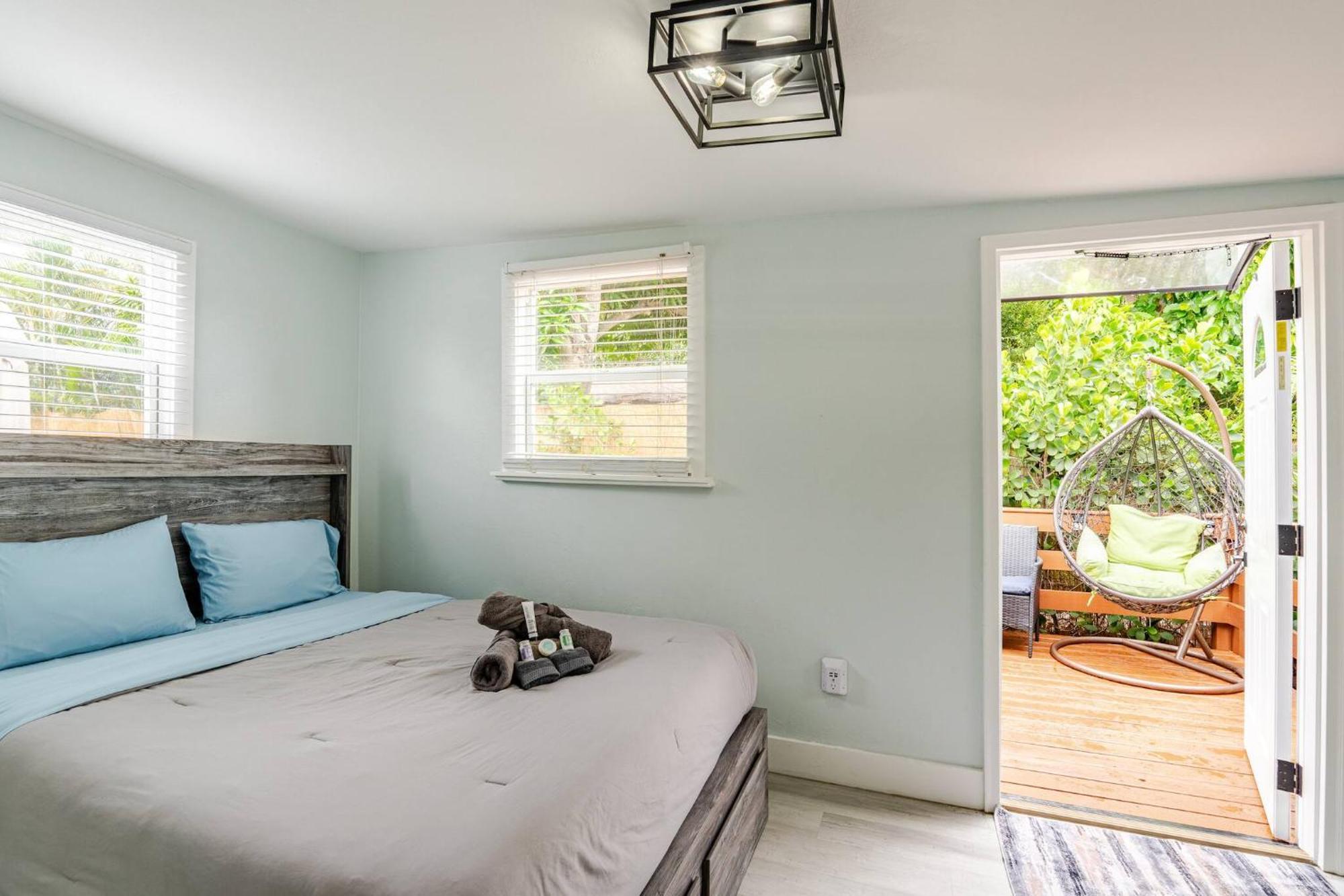 Stylish Retreat, Hot Tub, Bikes, Holiday home