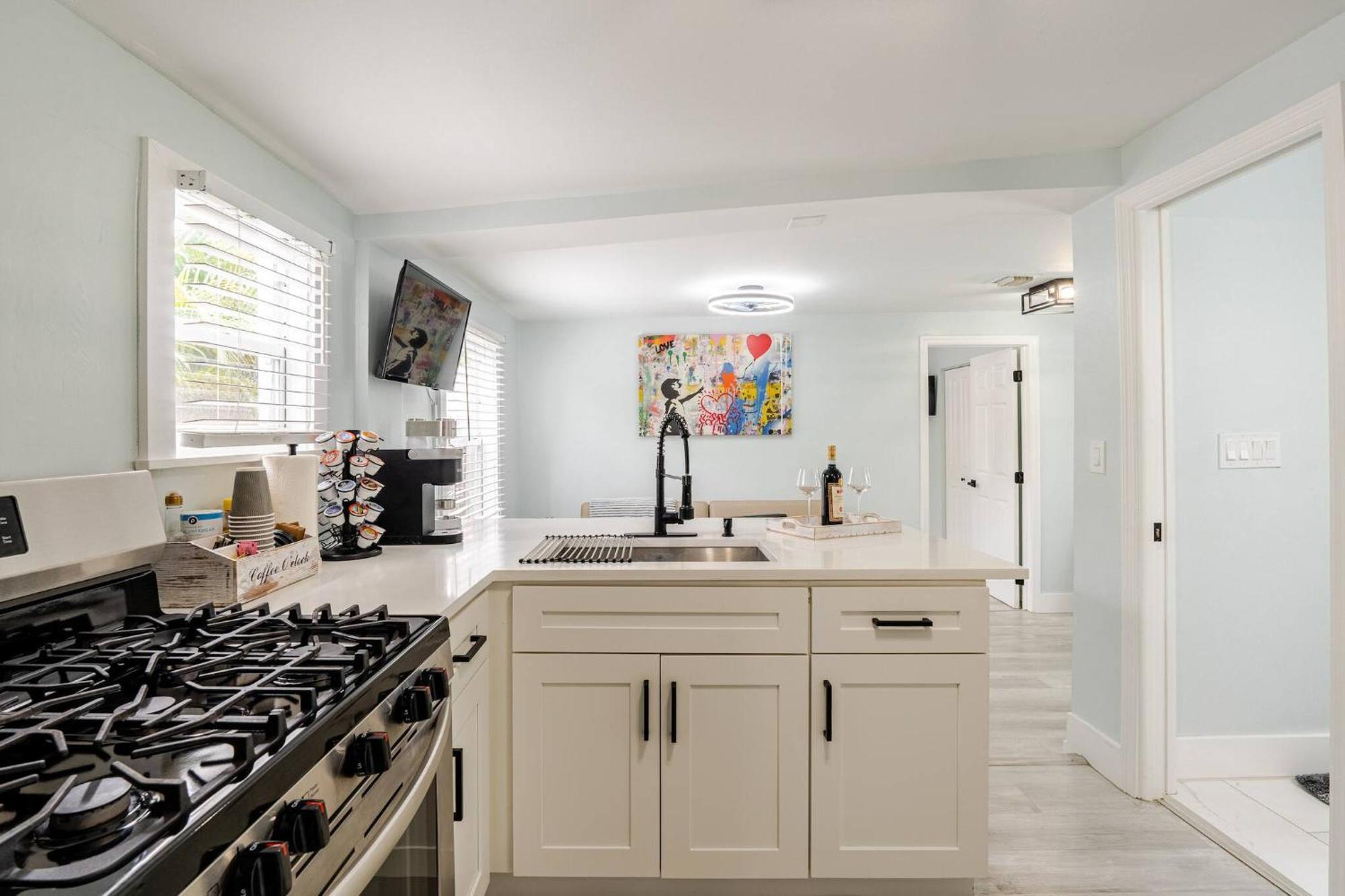 Holiday home Stylish Retreat, Hot Tub, Bikes,