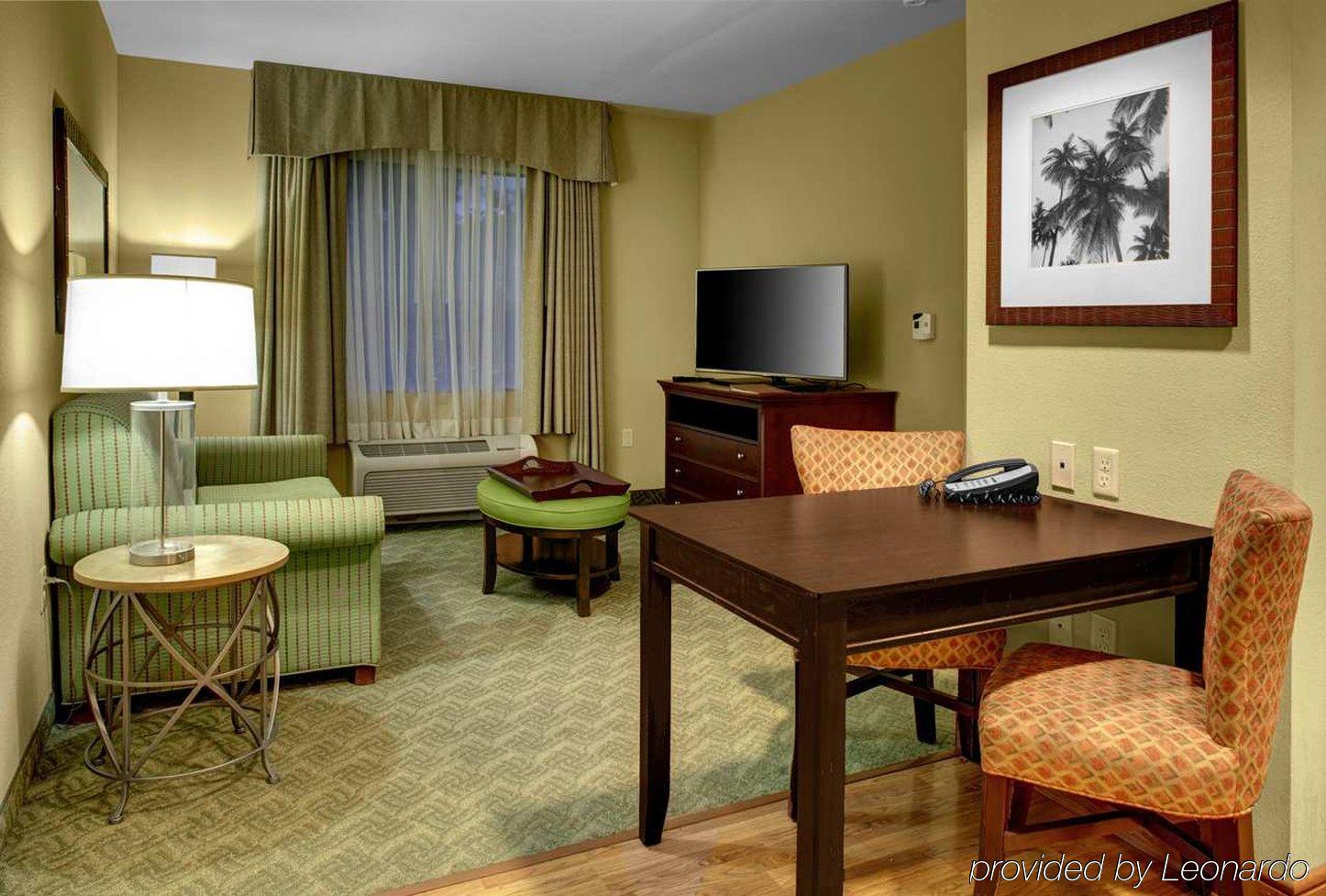 Hotel Homewood By Hilton West Palm