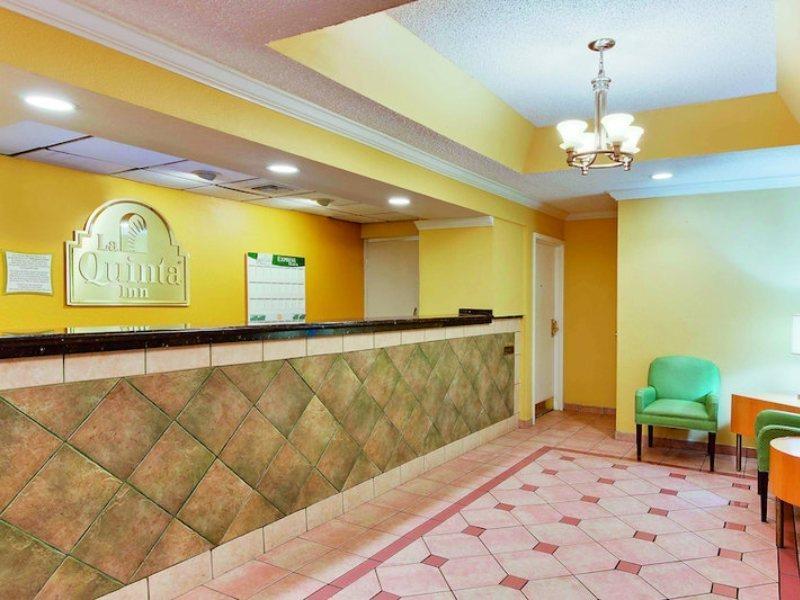 La Quinta By Wyndham West Palm - Florida Turnpike Century Village (West Palm Beach, Palm Beach County)