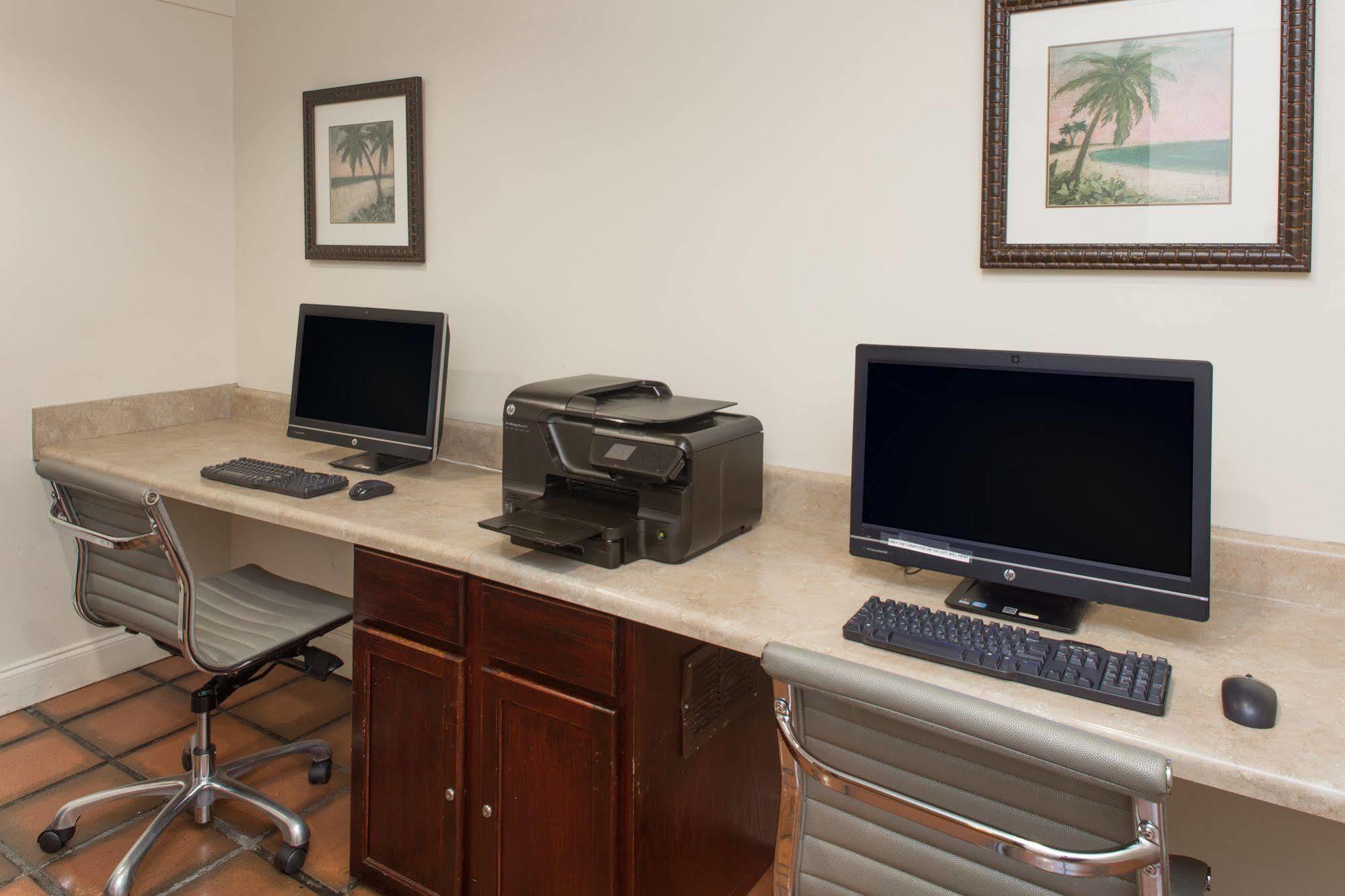 Hotel Ramada By Wyndham West Palm Airport West Palm Beach