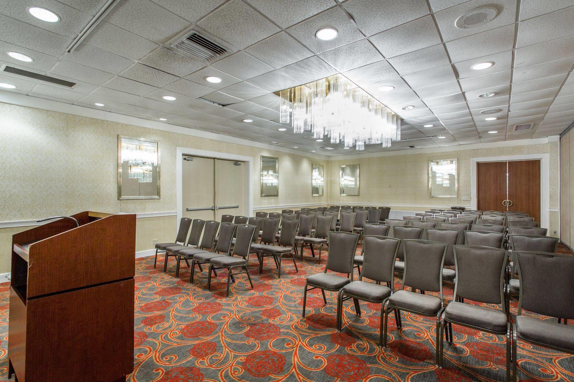 Ramada By Wyndham West Palm Airport West Palm Beach