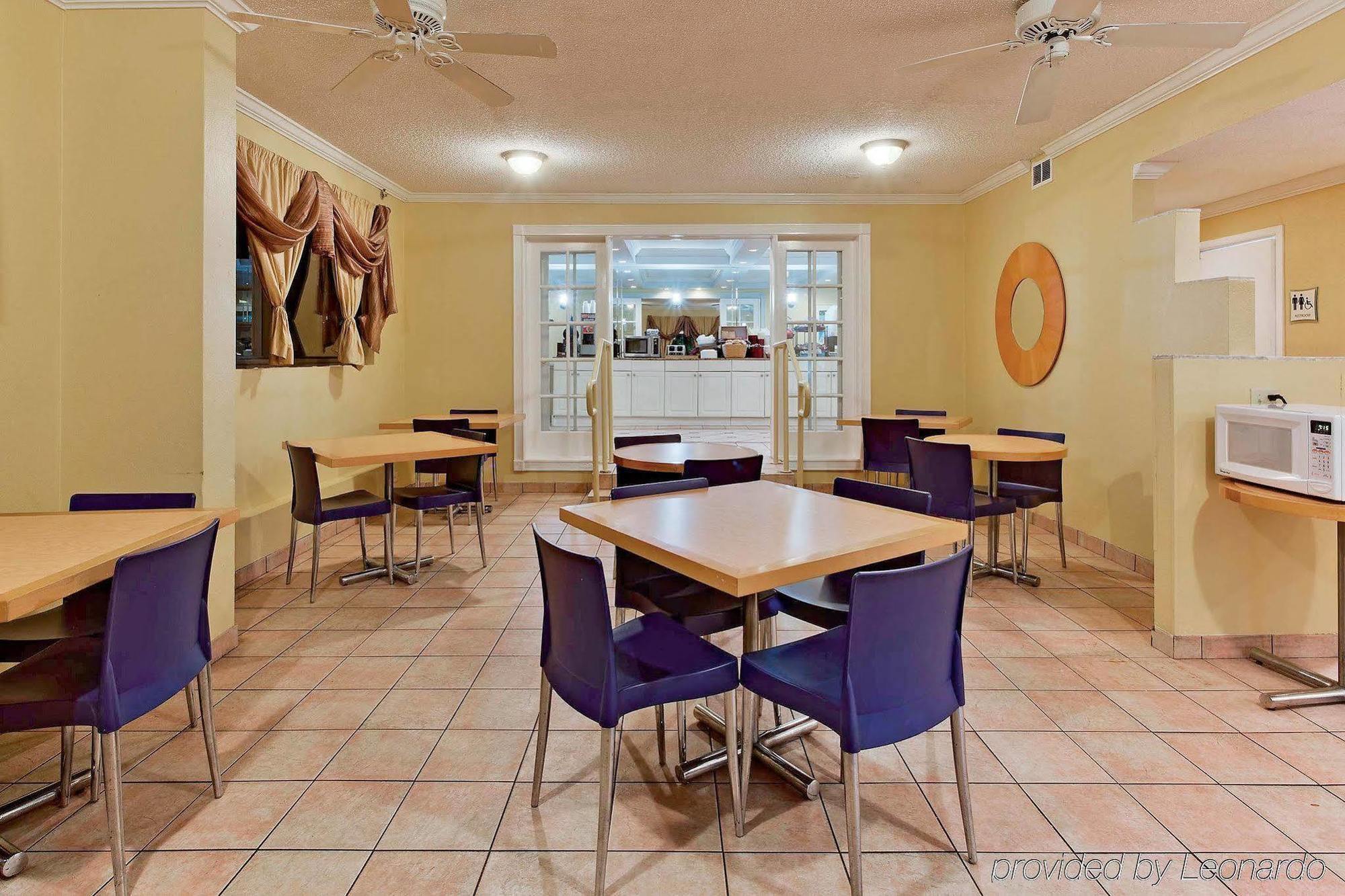 Hotel La Quinta By Wyndham West Palm - Florida Turnpike Century Village (West Palm Beach, Palm Beach County)